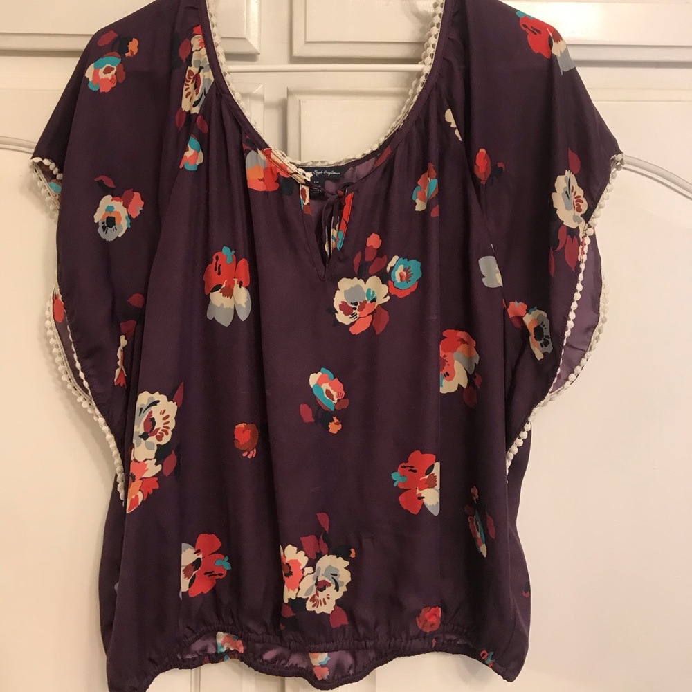 American Eagle top